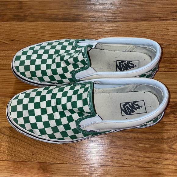 Vans - Picture 2 of 4